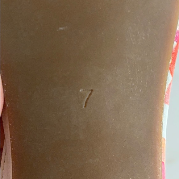 Le Château Floral Heels Size 7 - Picture 3 of 3